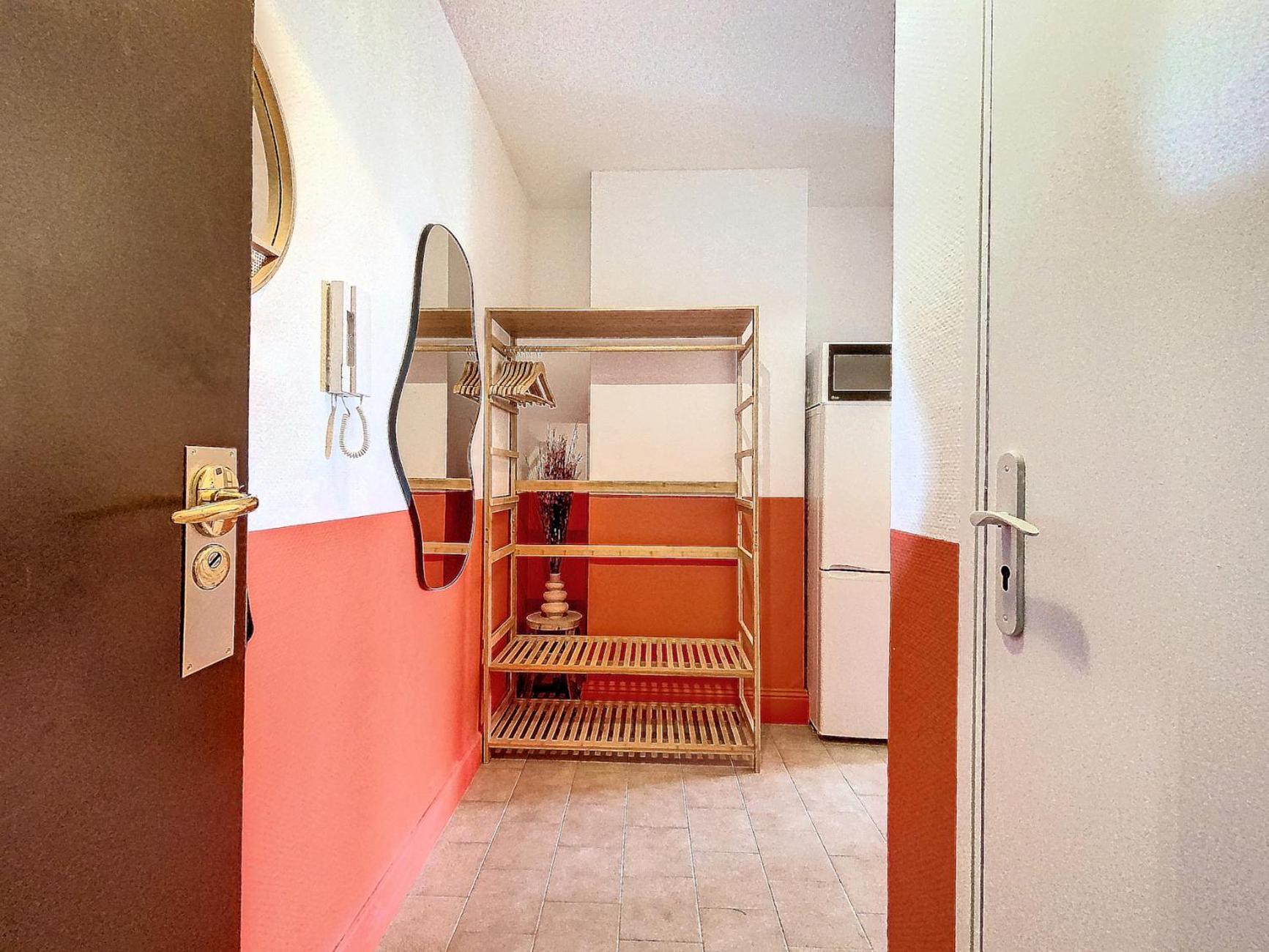 Cosy, Wi-Fi, Jardin & Parking, Jasmins Studio En Cote-D'Azur Vallauris Zewnętrze zdjęcie